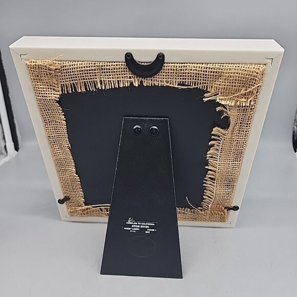 White Framed Skeleton Key On Burlap 10x10" Handmade Wall Hand Free Standing - Picture 3 of 3